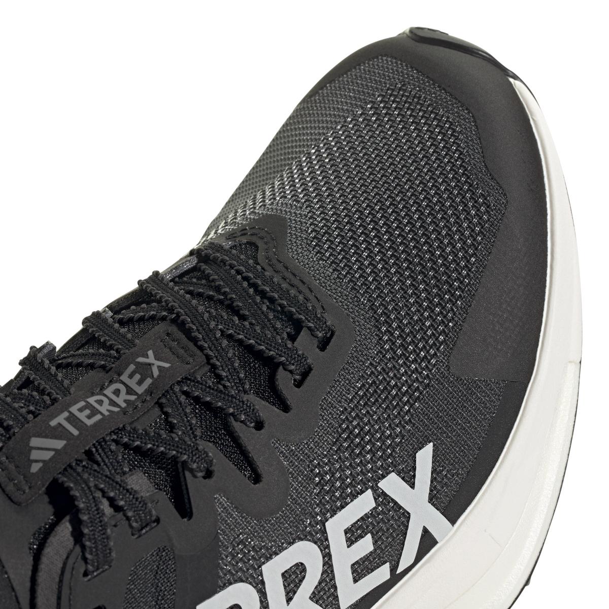 product/a/d/adidas_ie7671_8_footwear_photography_detail_view_1_white.jpg