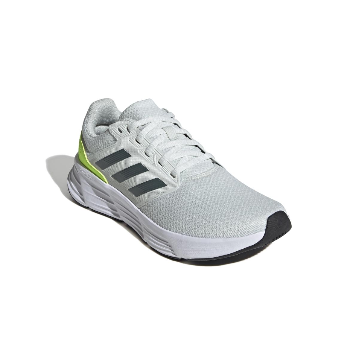product/a/d/adidas_ie8135_6_footwear_photography_front_lateral_top_view_white.jpg