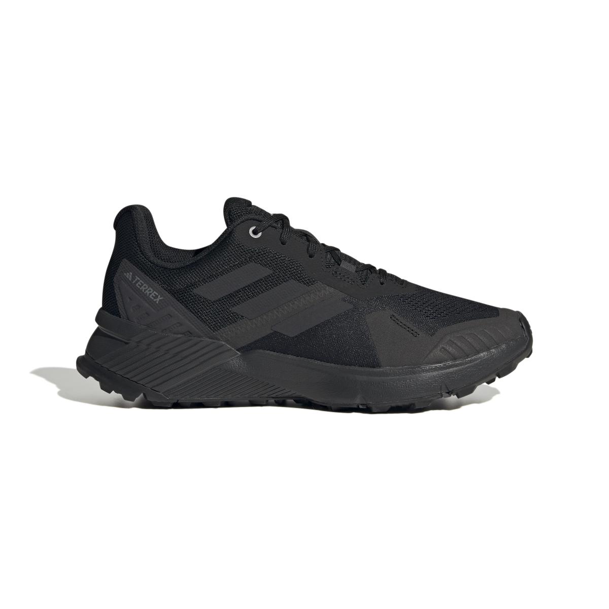 product/a/d/adidas_ie9413_1_footwear_photography_side_lateral_center_view_white.jpg