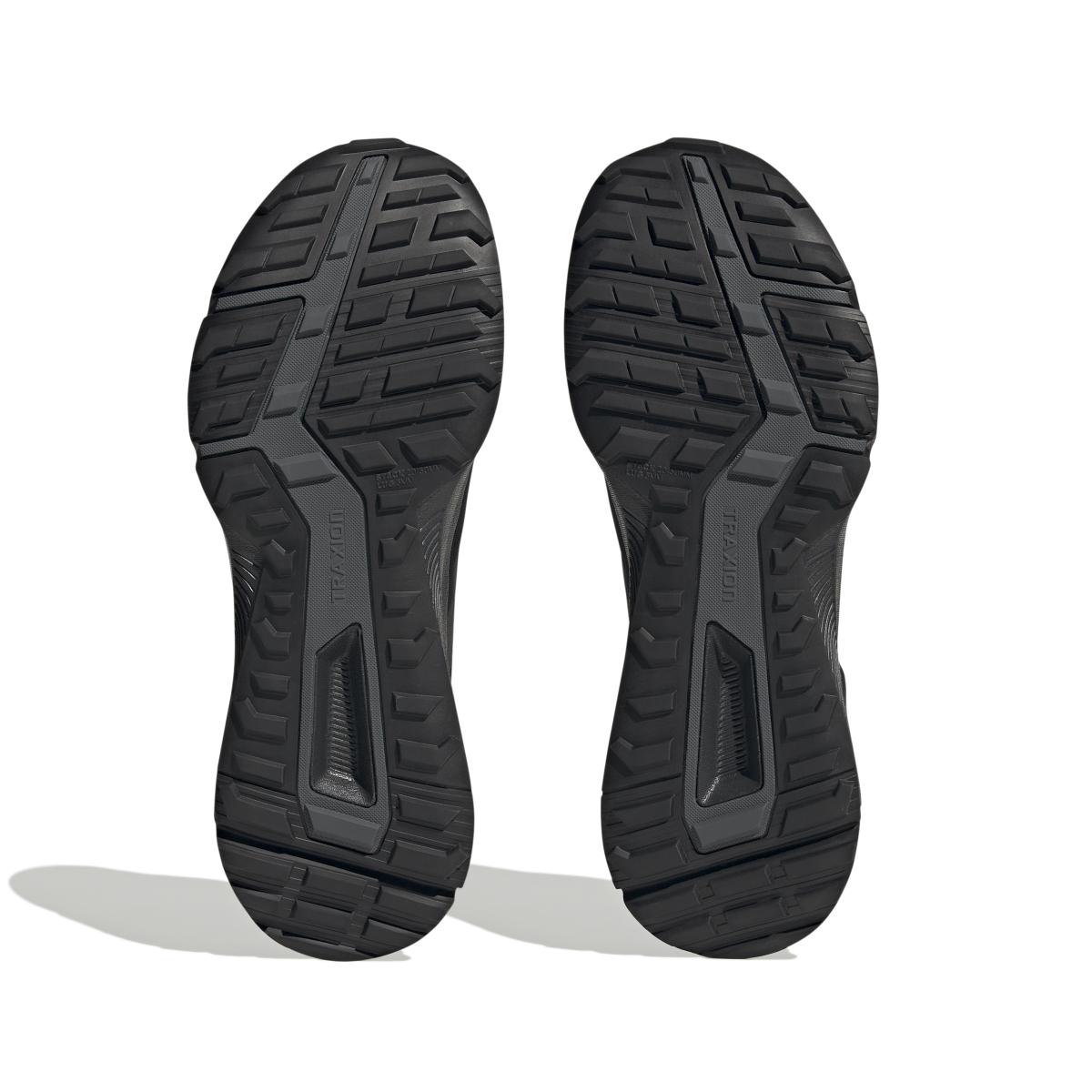 product/a/d/adidas_ie9413_4_footwear_photography_bottom_view_white.jpg