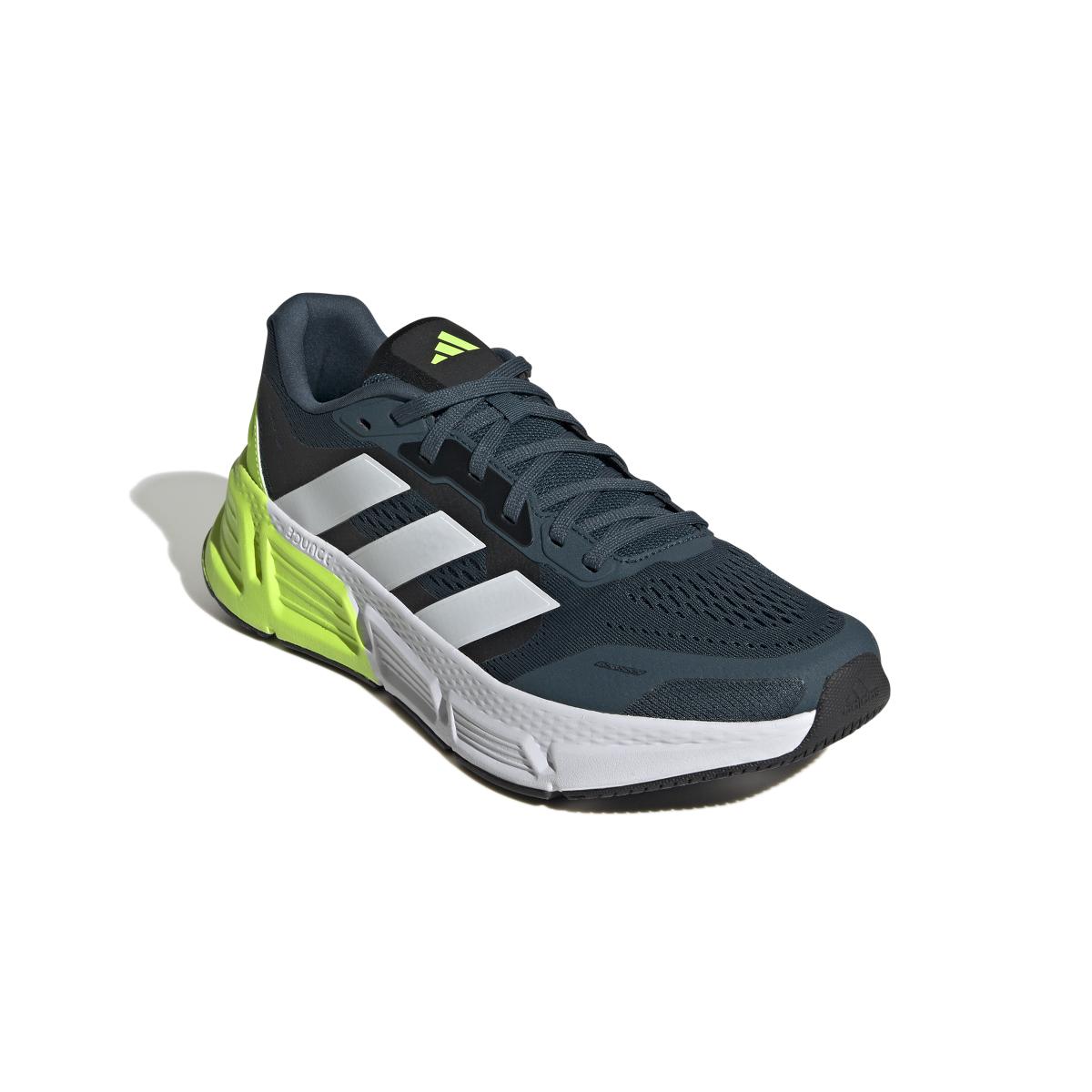 product/a/d/adidas_if2232_6_footwear_photography_front_lateral_top_view_white_nw.jpg