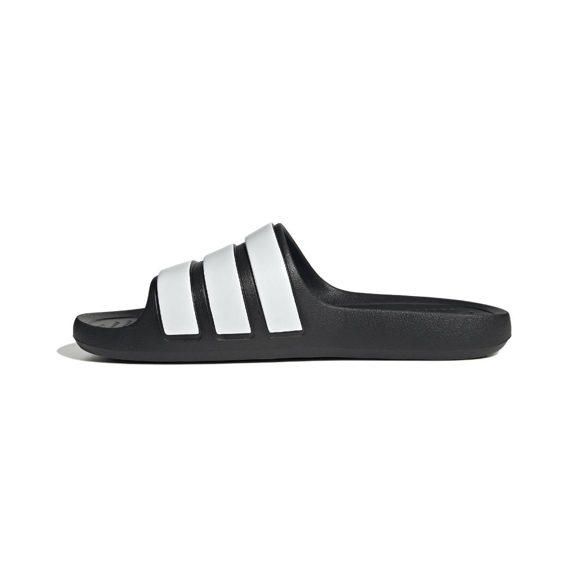 product/a/d/adidas_if4134_5_footwear_photography_side_medial_center_view_white.jpg