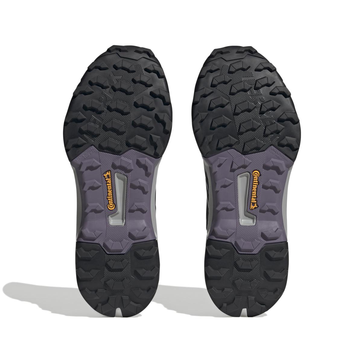 product/a/d/adidas_if4863_4_footwear_photography_bottom_view_white-nw091625.jpg