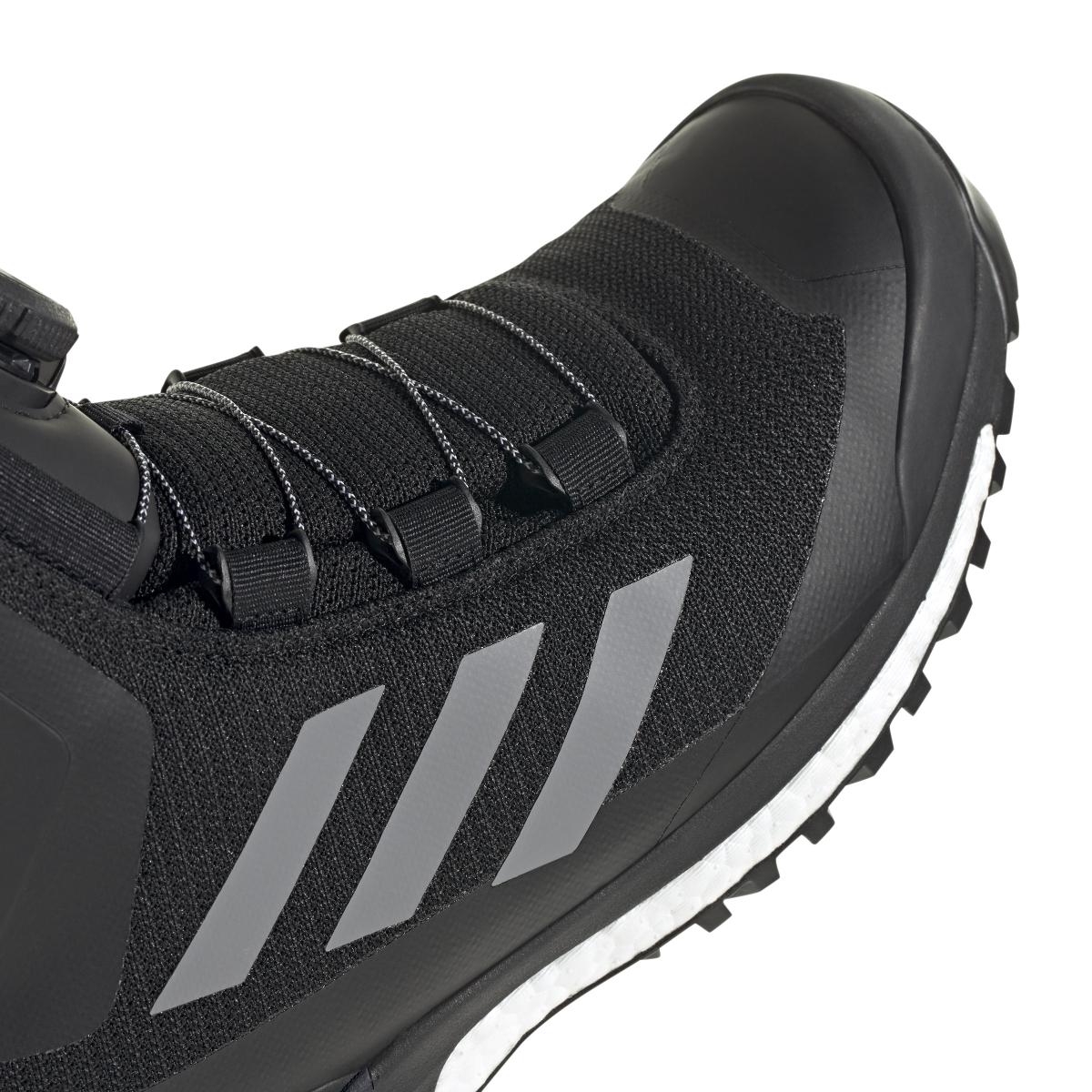 product/a/d/adidas_if4956_8_footwear_photography_detail_view_1_white.jpg