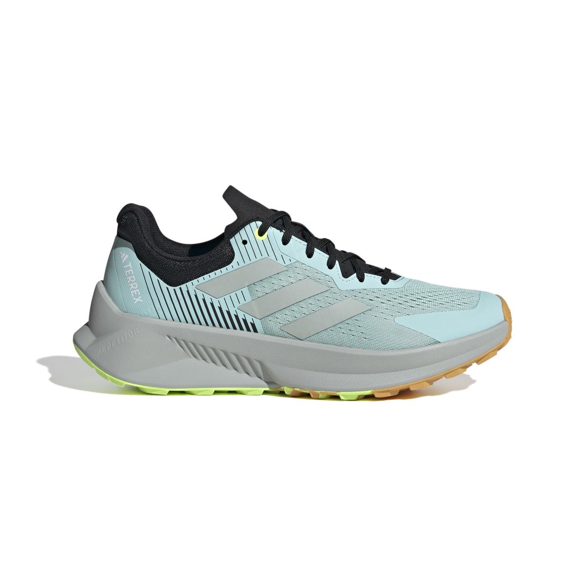 product/a/d/adidas_if5004_1_footwear_photography_side_lateral_center_view_white-nw091625.jpg