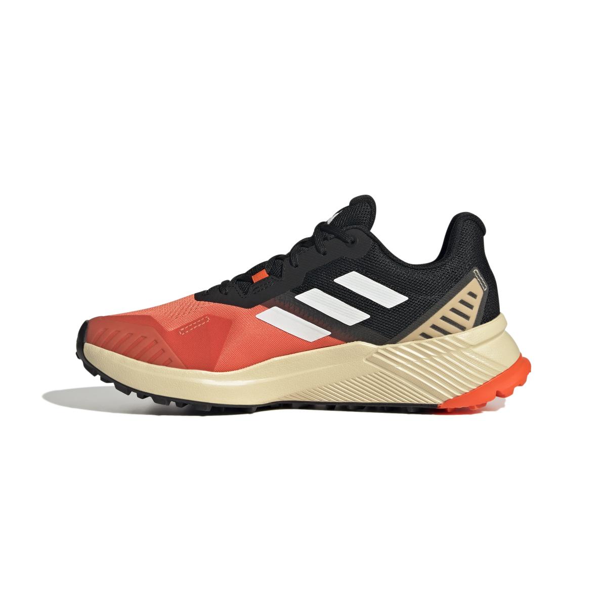 product/a/d/adidas_if5011_5_footwear_photography_side_medial_center_view_white.jpg