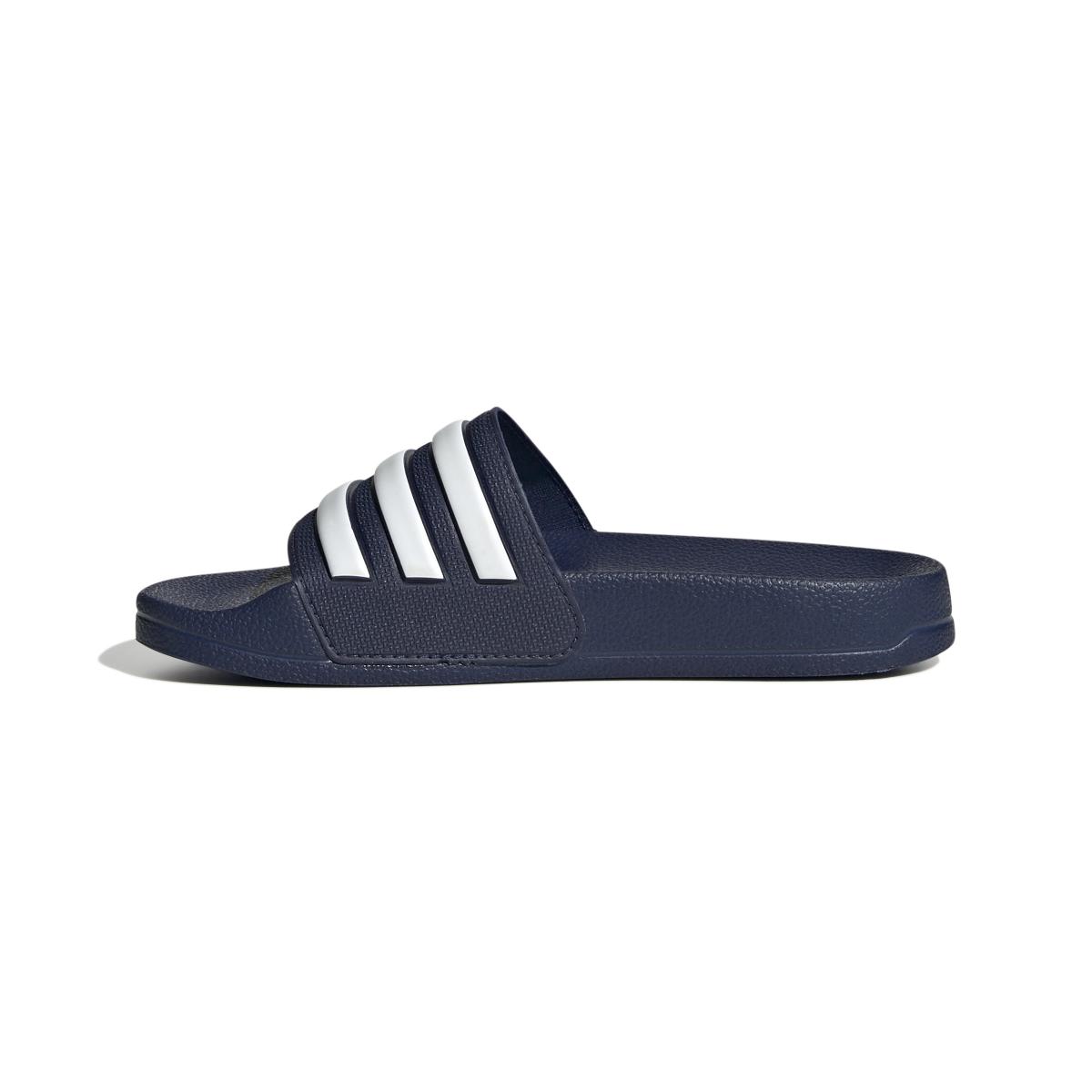 product/a/d/adidas_if5978_5_footwear_photography_side_medial_center_view_white.jpg