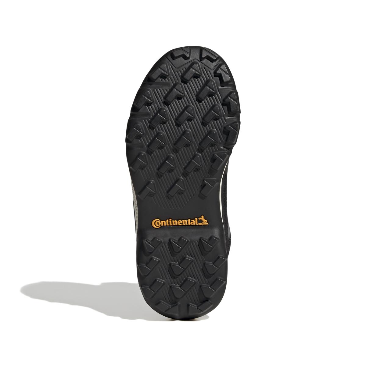 product/a/d/adidas_if7493_4_footwear_photography_bottom_view_white.jpg