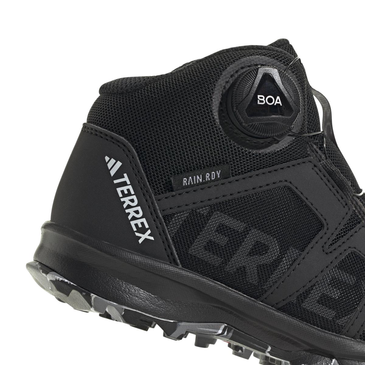 product/a/d/adidas_if7508_8_footwear_photography_detail_view_1_white.jpg