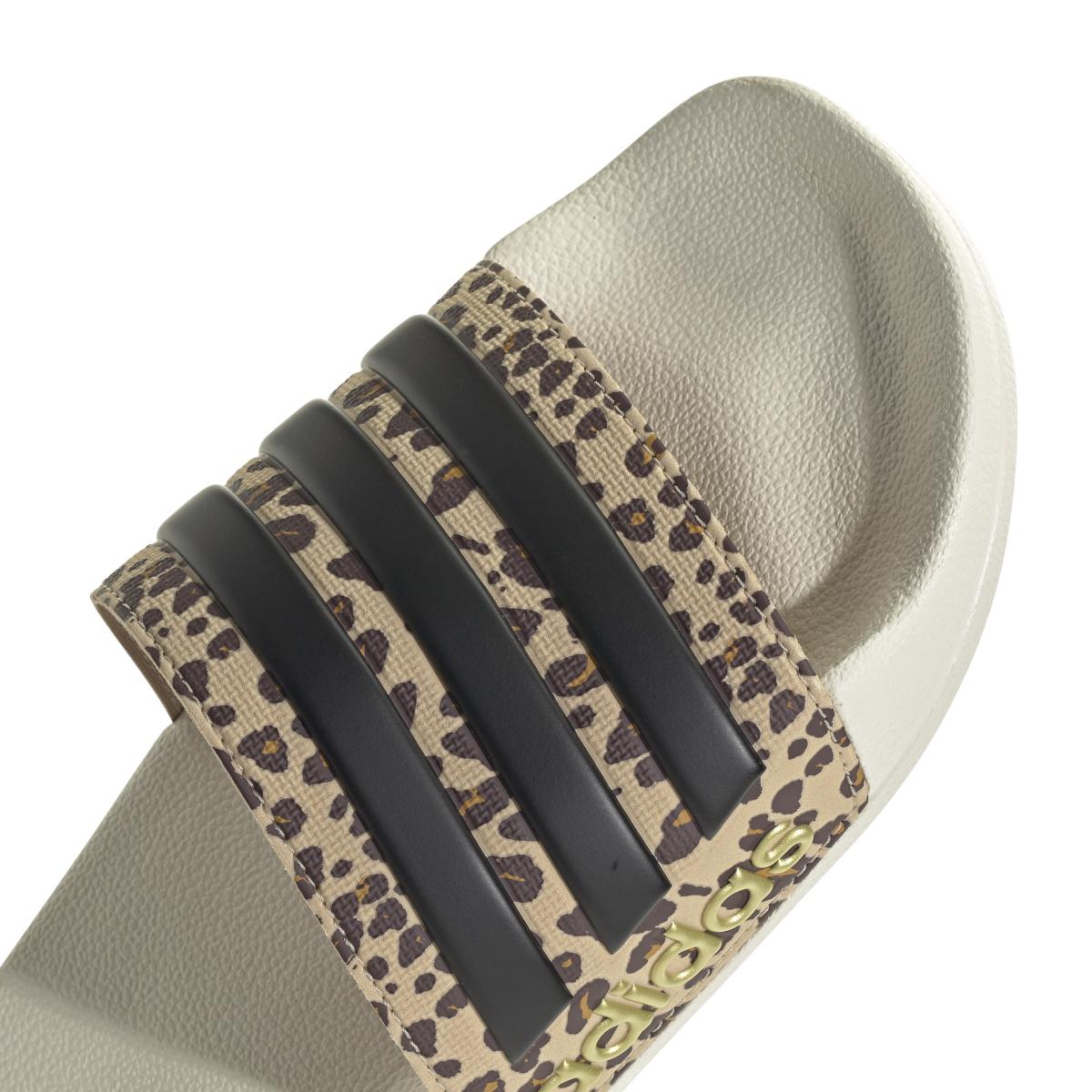 product/a/d/adidas_ig3682_8_footwear_photography_detail_view_1_white.jpg
