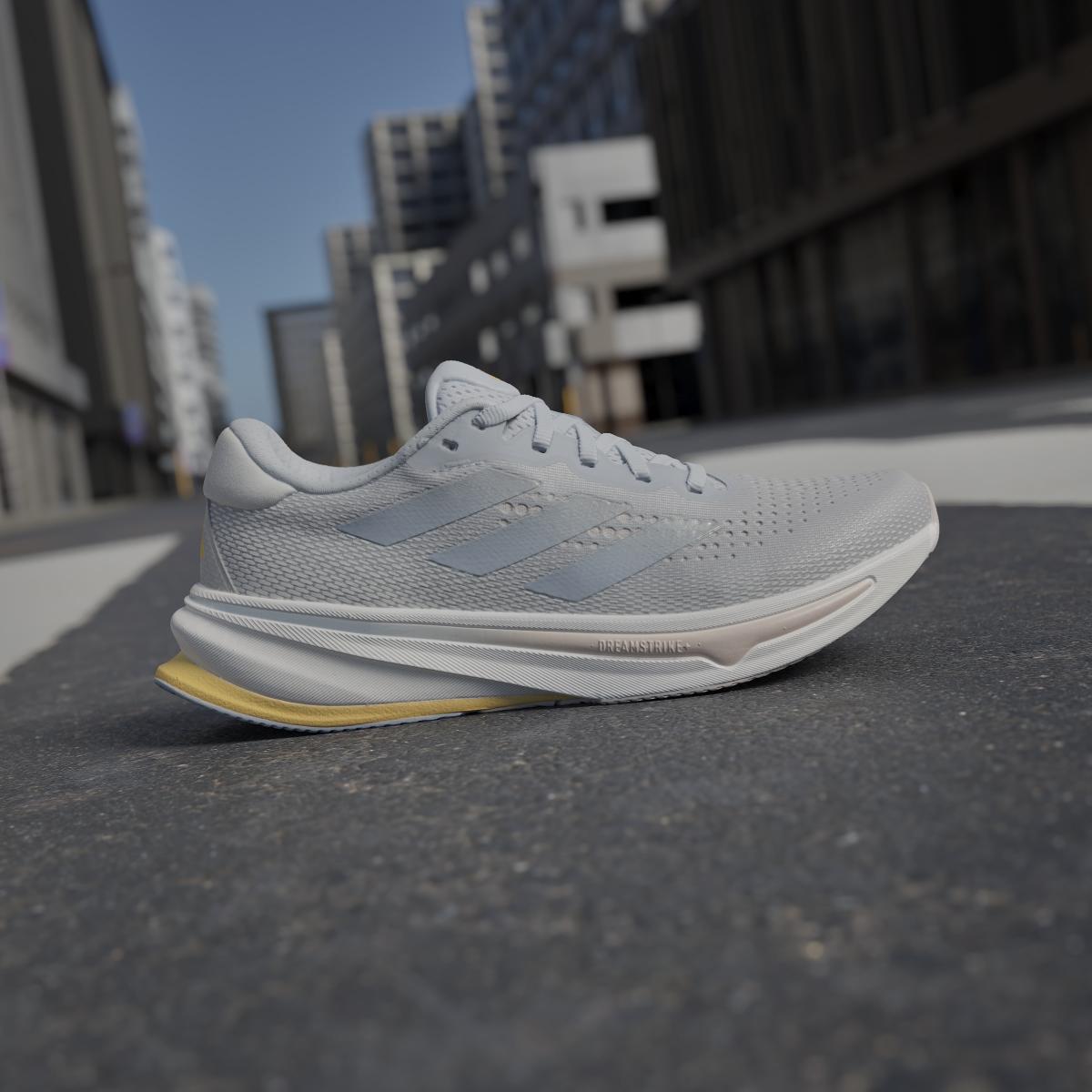 product/a/d/adidas_ig7512_18_footwear_photography_heromrktng_view_3_white-nw032224.jpg