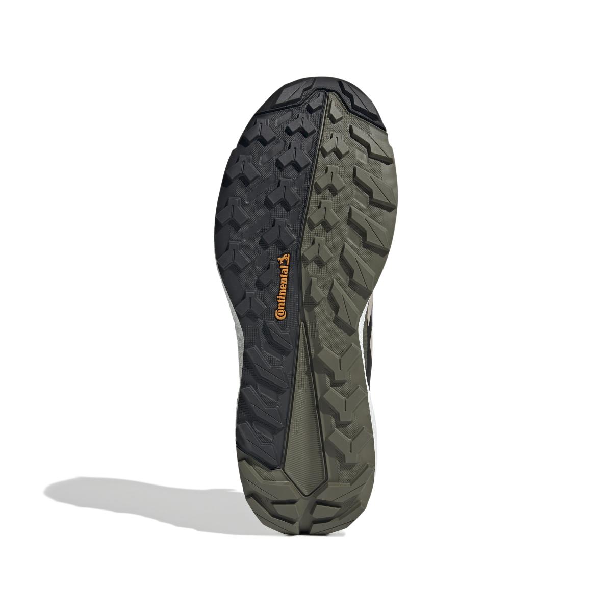 product/a/d/adidas_ig8881_4_footwear_photography_bottom_view_white.jpg