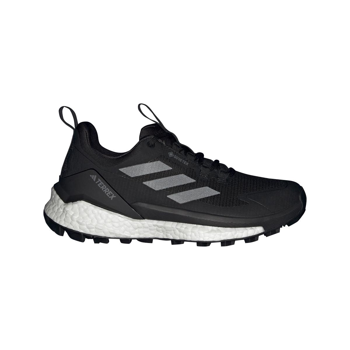 product/a/d/adidas_ih0671_12_footwear_photography_beauty_view_white.jpg