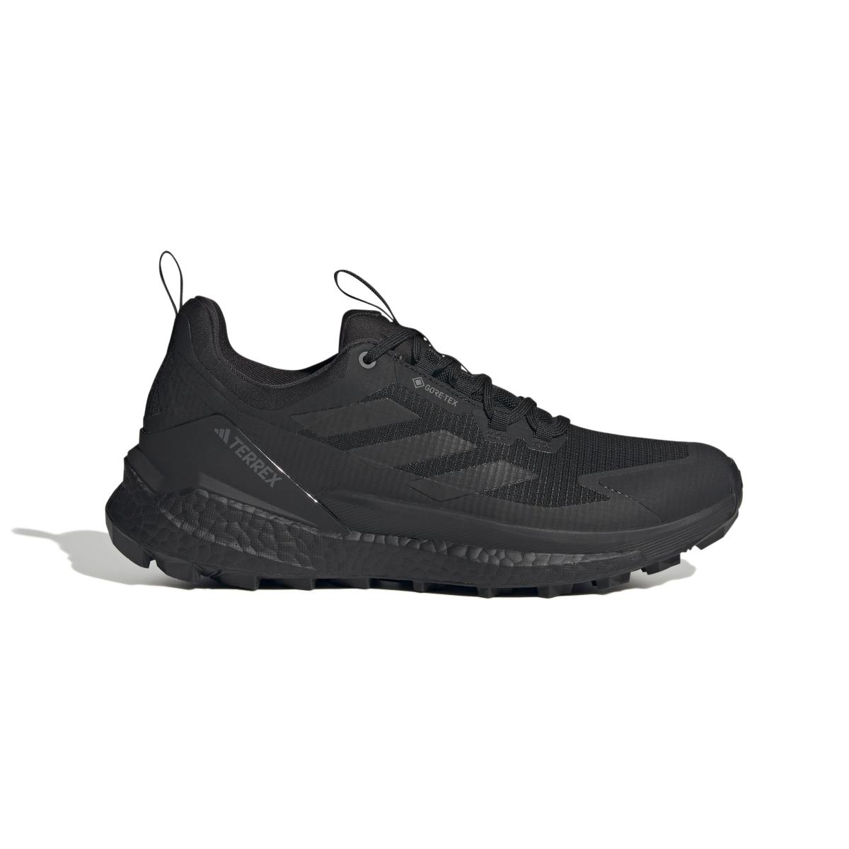 product/a/d/adidas_ih0672_1_footwear_photography_side_lateral_center_view_white.jpg