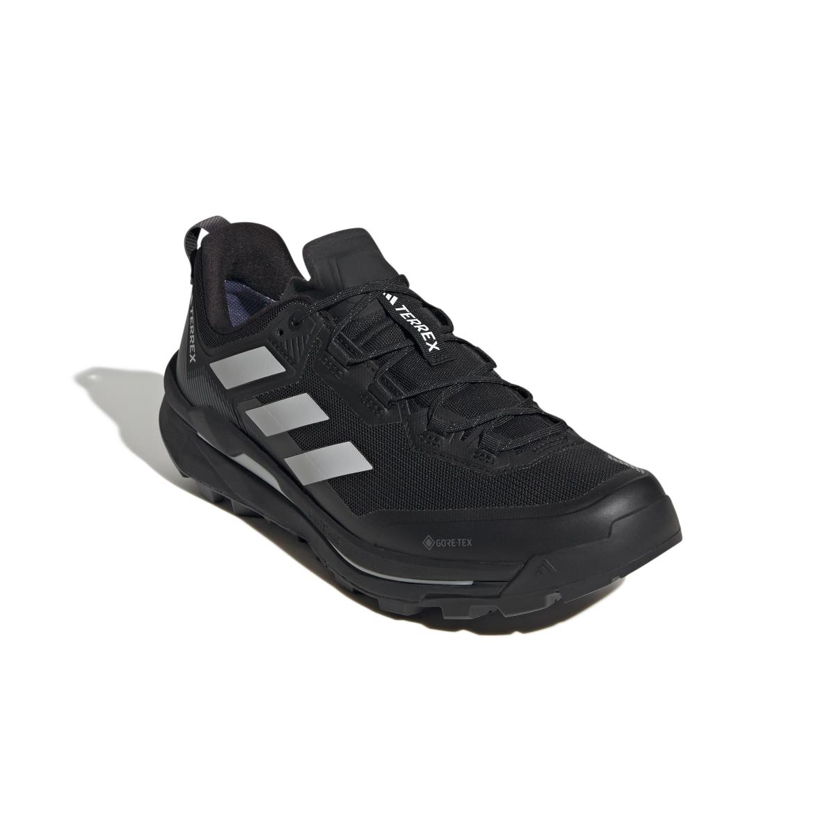 product/a/d/adidas_ih1090_6_footwear_photography_front_lateral_top_view_white-nw091625.jpg