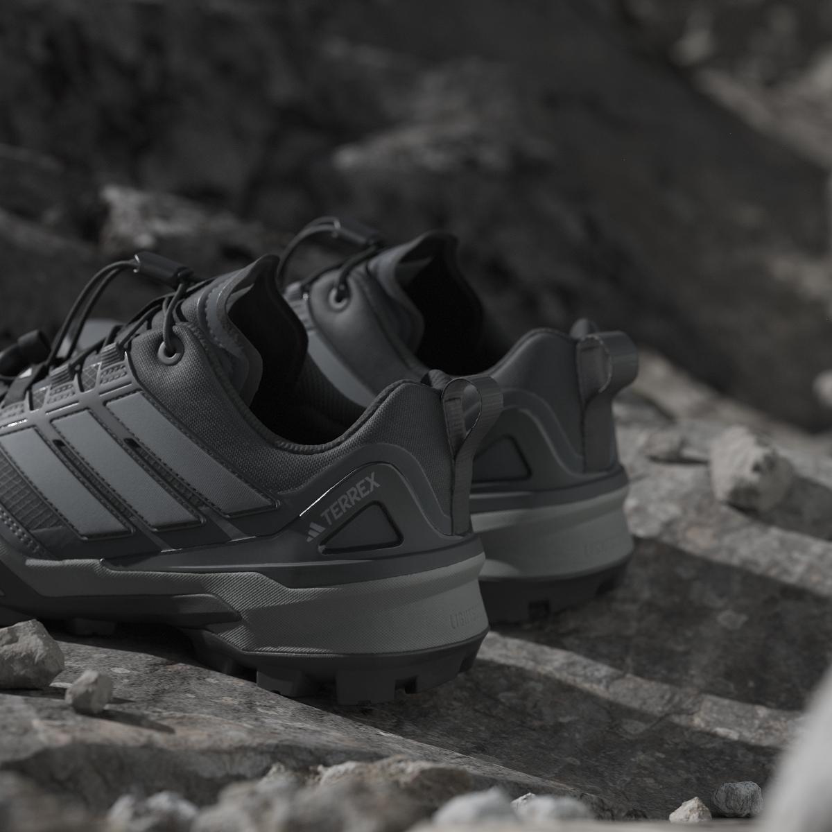 product/a/d/adidas_ih1098_cblack-grethr-gresix_19.jpg