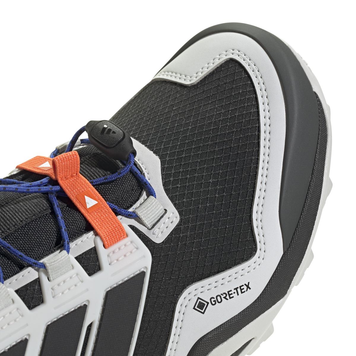 product/a/d/adidas_ih2799_9_footwear_photography_detail_view_2_white.jpg