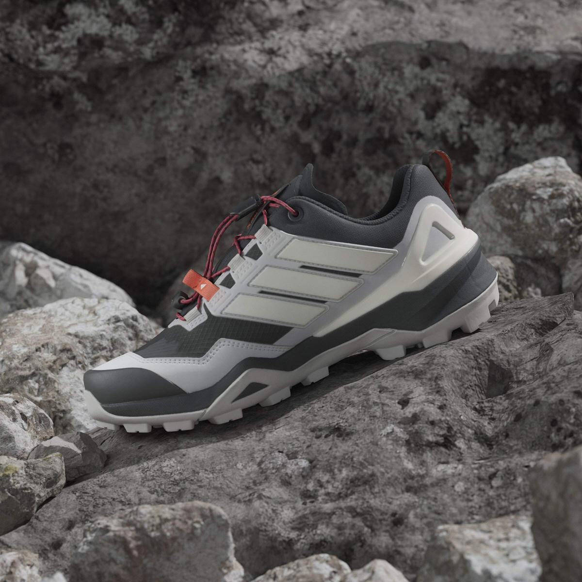 product/a/d/adidas_ih2802_20_footwear_photography_heromrktng_view_7-nw091625.jpg