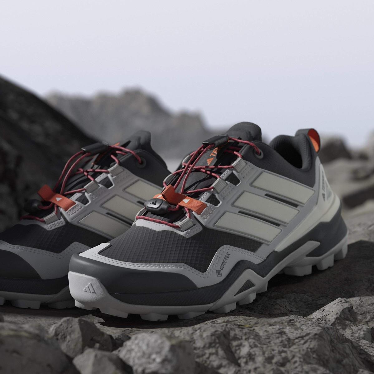 product/a/d/adidas_ih2802_22_footwear_photography_heromrktng_view_9-nw091625.jpg