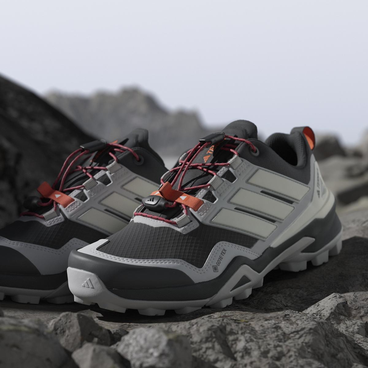 product/a/d/adidas_ih2802_cblack-owhite-greone_18.jpg