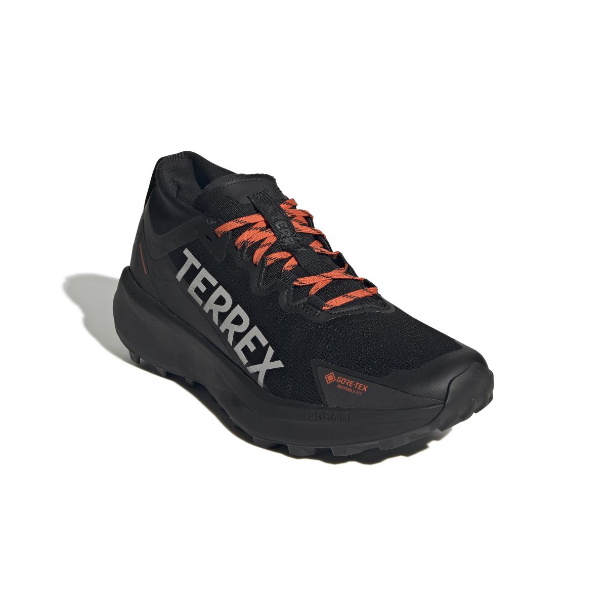 product/a/d/adidas_ih2939_6_footwear_photography_front_lateral_top_view_white.jpg