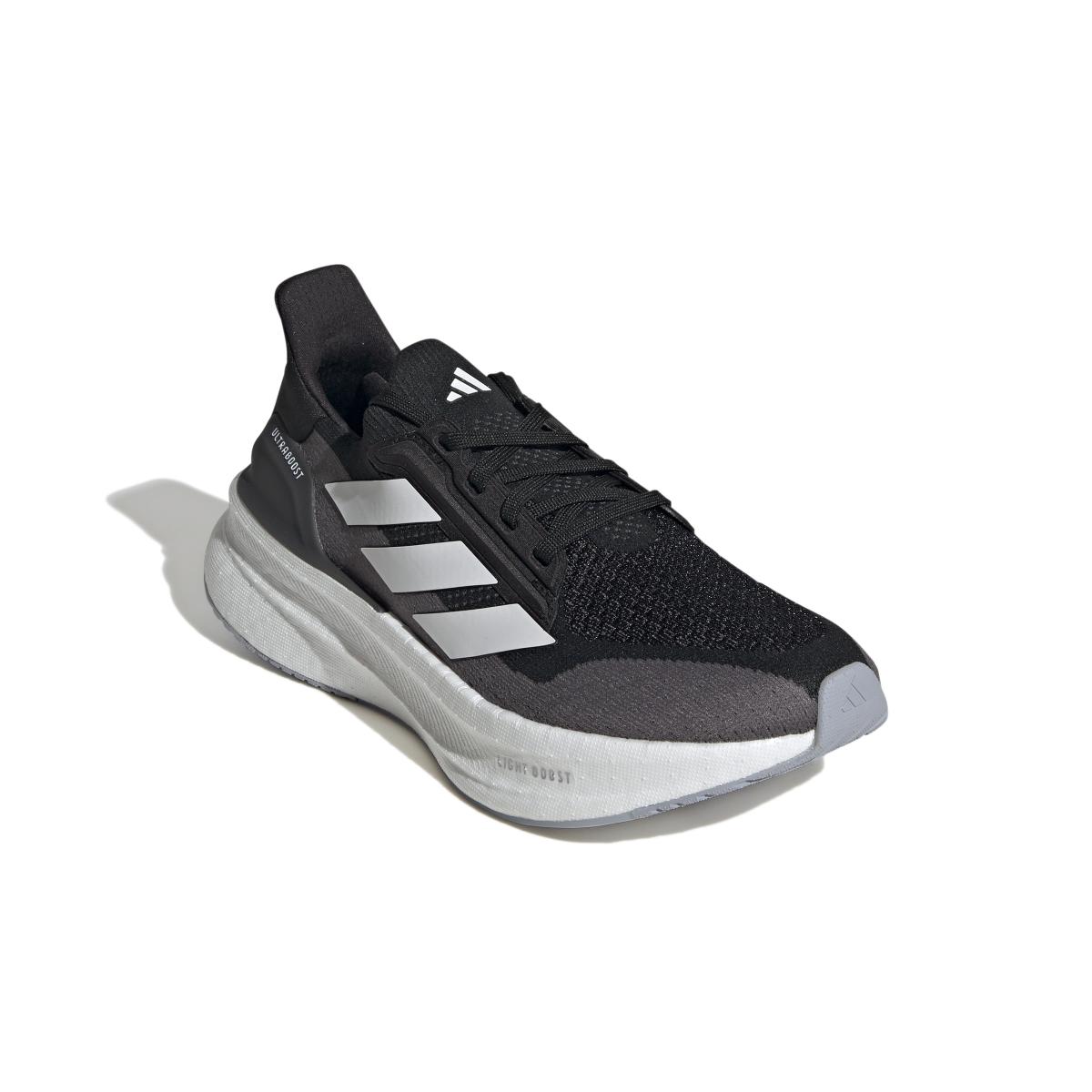 product/a/d/adidas_ih3102_6_footwear_photography_front_lateral_top_view_white.jpg