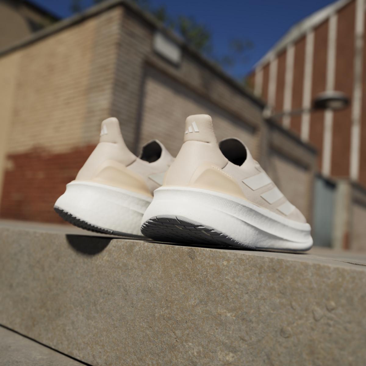 product/a/d/adidas_ih3104_21_footwear_photography_heromrktng_view_6-nw091625.jpg