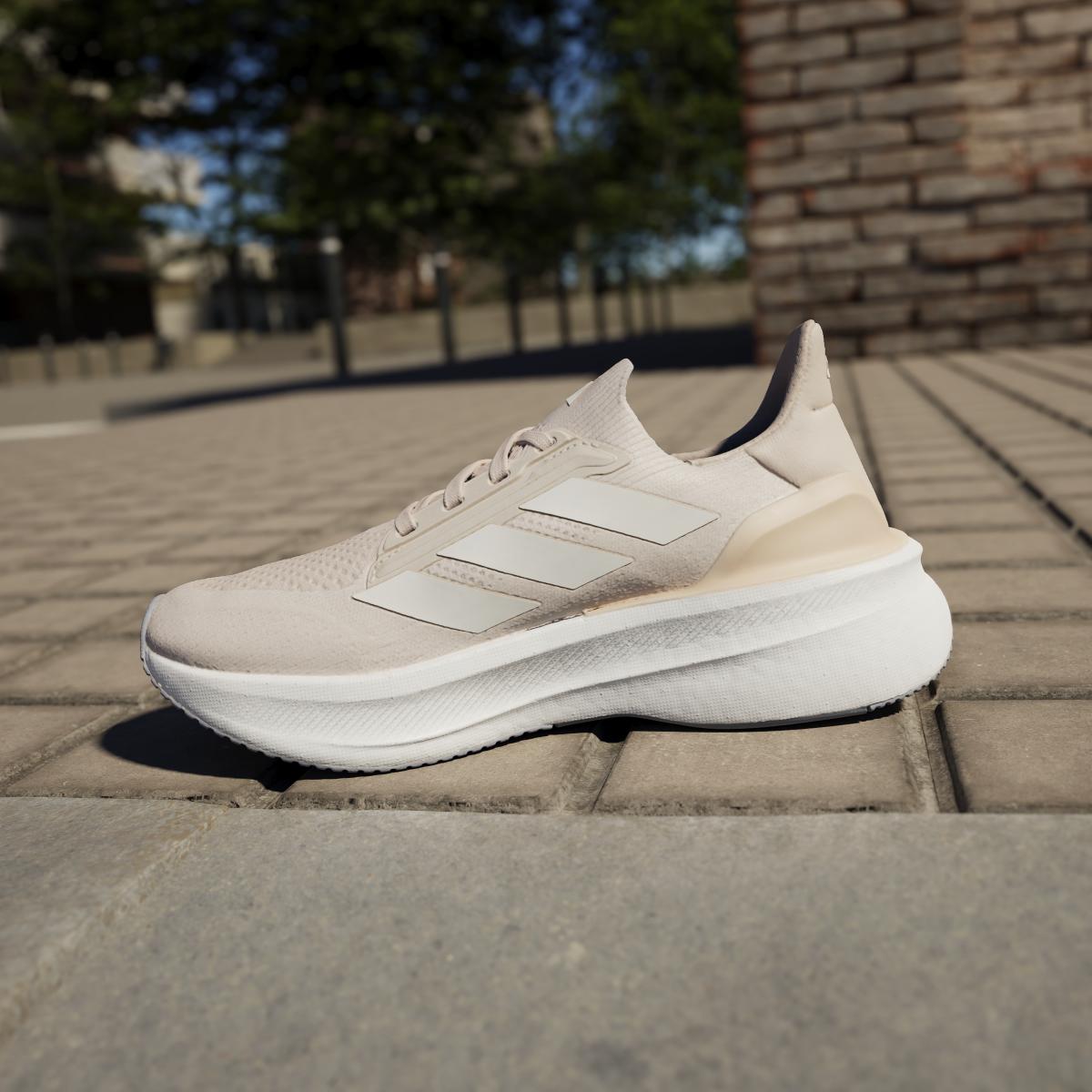 product/a/d/adidas_ih3104_22_footwear_photography_heromrktng_view_7-nw091625.jpg