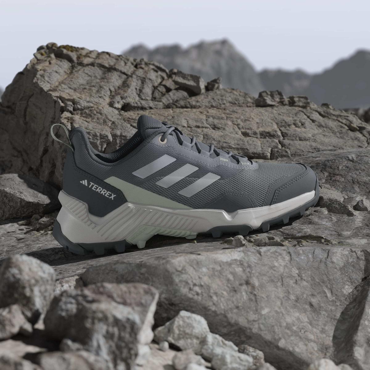 product/a/d/adidas_ih3589_16_footwear_photography_heromrktng_view_3-nw091625.jpg