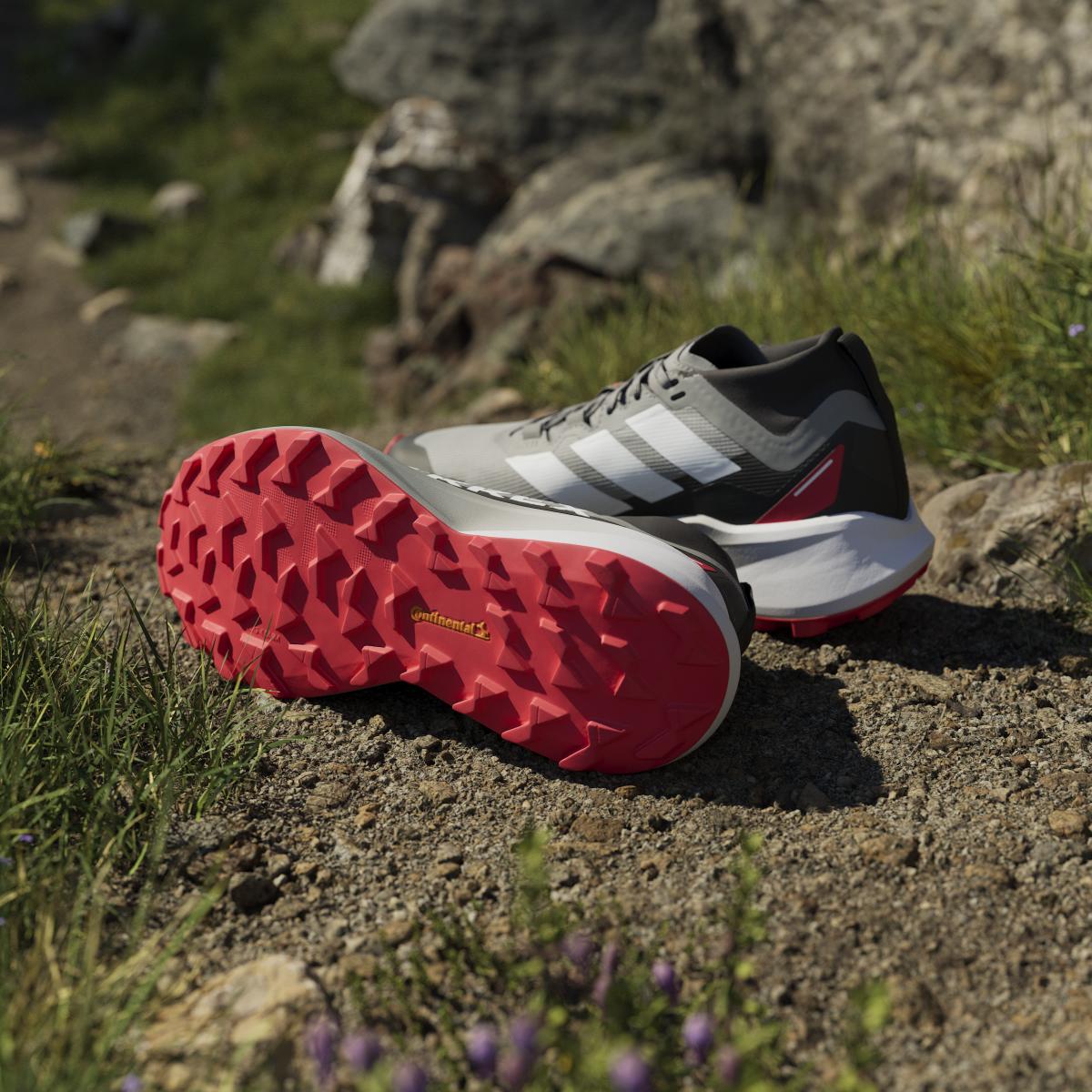product/a/d/adidas_ih3776_17_footwear_photography_heromrktng_view_4-nw091625.jpg