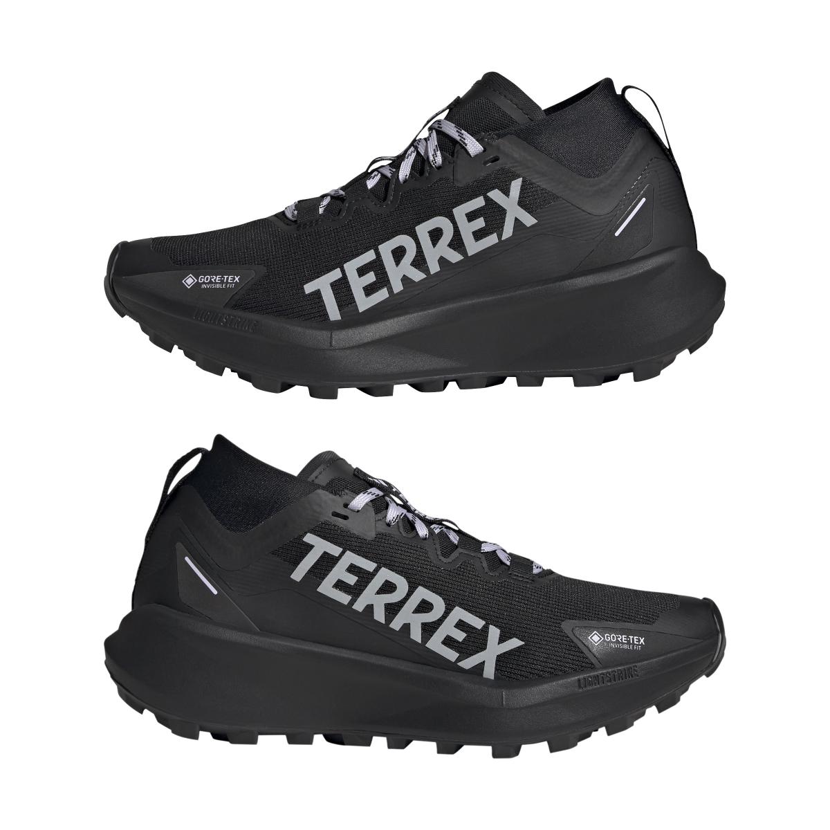product/a/d/adidas_ih5358_10_footwear_photography_mirrored_pair_view_white-nw091625.jpg