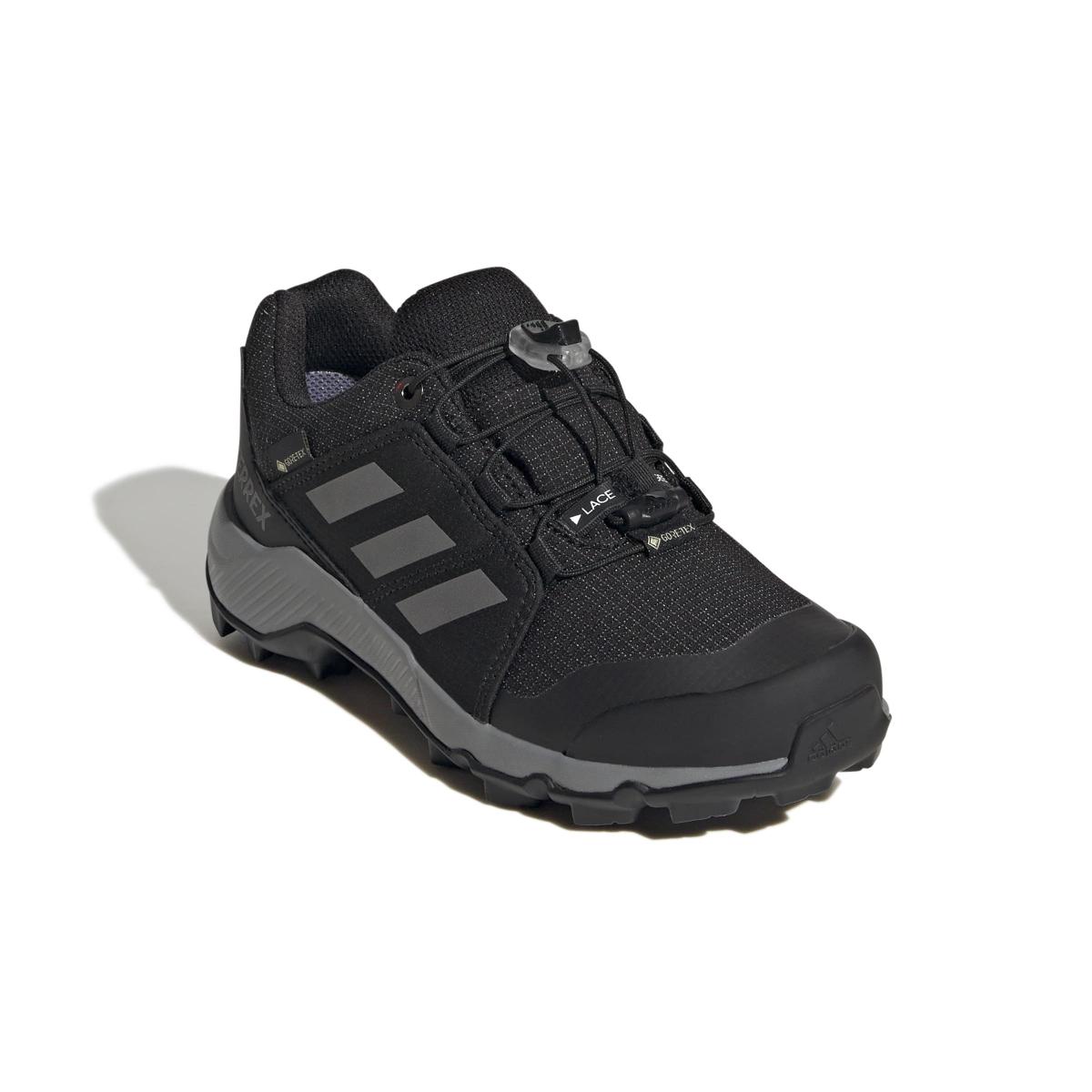 product/a/d/adidas_ih5511_6_footwear_photography_front_lateral_top_view_white-nw091625.jpg