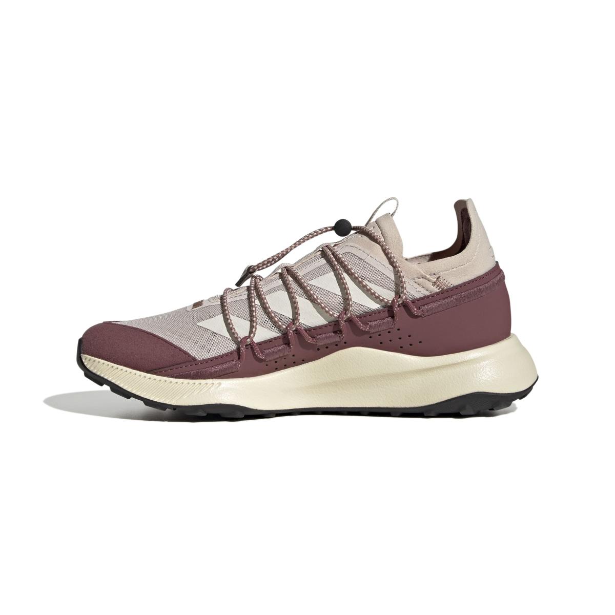 product/a/d/adidas_ih6112_5_footwear_photography_side_medial_center_view_white-nw091625.jpg