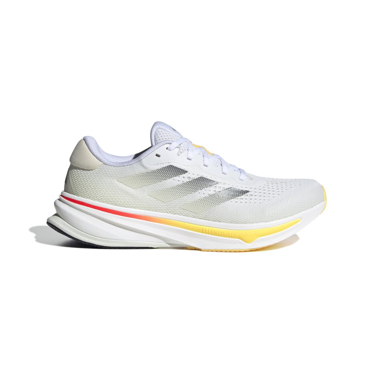 product/a/d/adidas_ih7613_1_footwear_photography_side_lateral_center_view_white-nw040524x.jpg