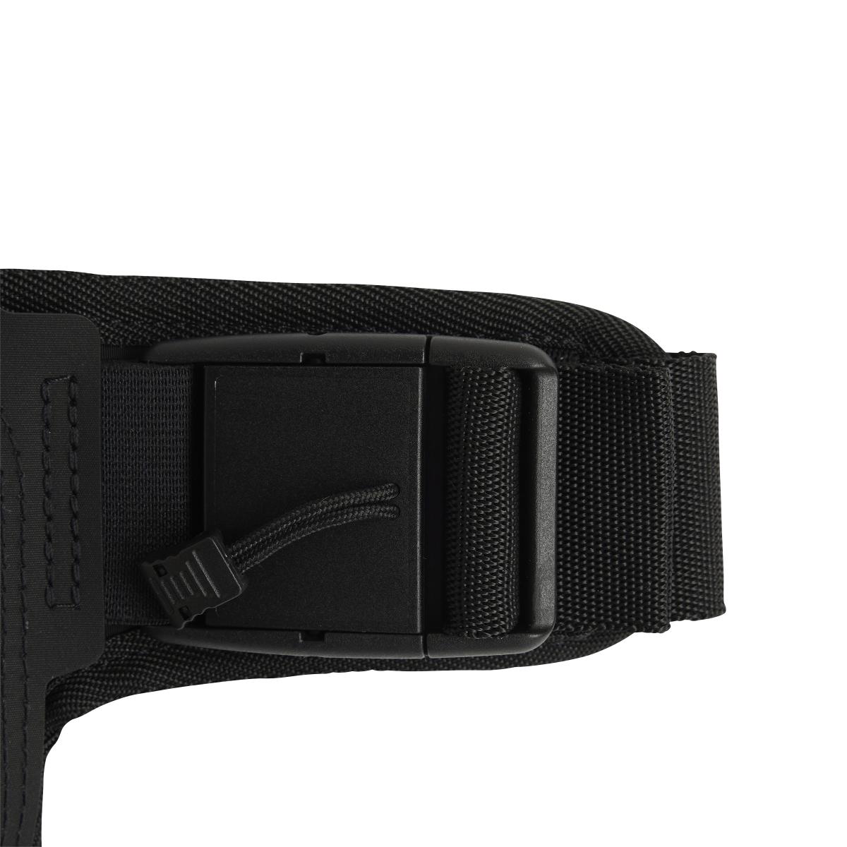 product/a/d/adidas_it2055_6_hardware_photography_detail_view_2_white.jpg