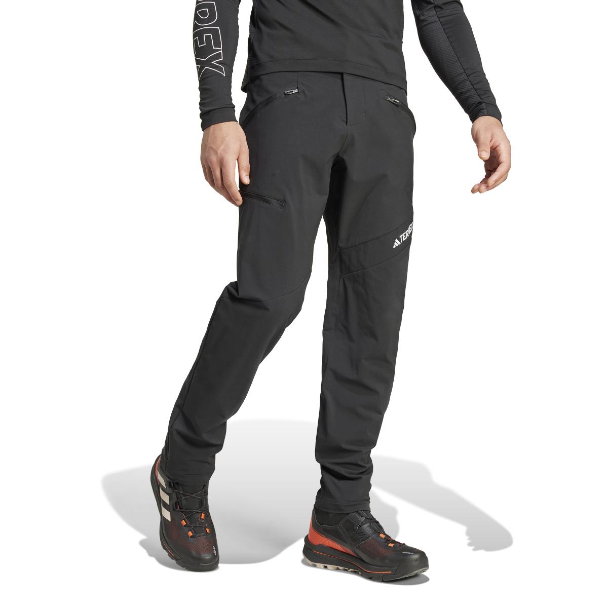 product/a/d/adidas_iw8761_5_apparel_on_model_walking_view_white.jpg