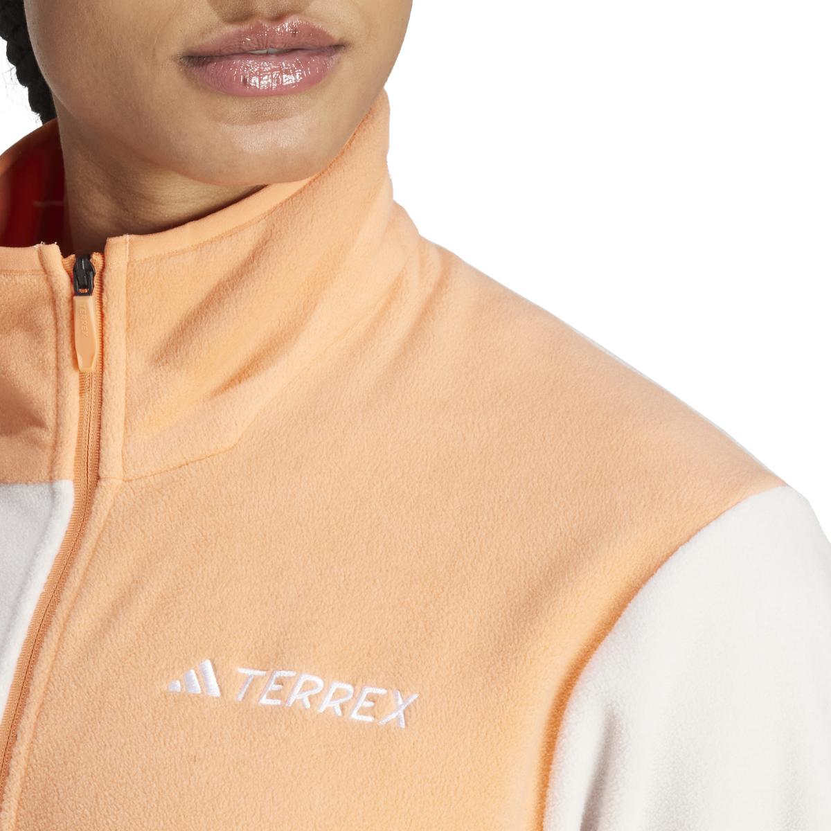 product/a/d/adidas_iz3299_7_apparel_on_model_detail_view_1_white.jpg