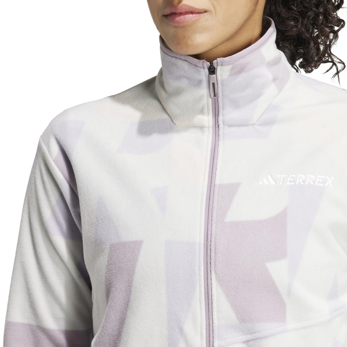 product/a/d/adidas_iz3345_9_apparel_on_model_detail_view_2_white.jpg