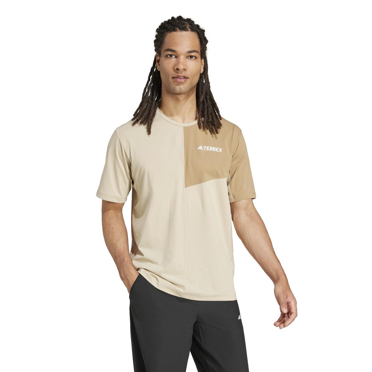 product/a/d/adidas_jd2105_savann_5.jpg