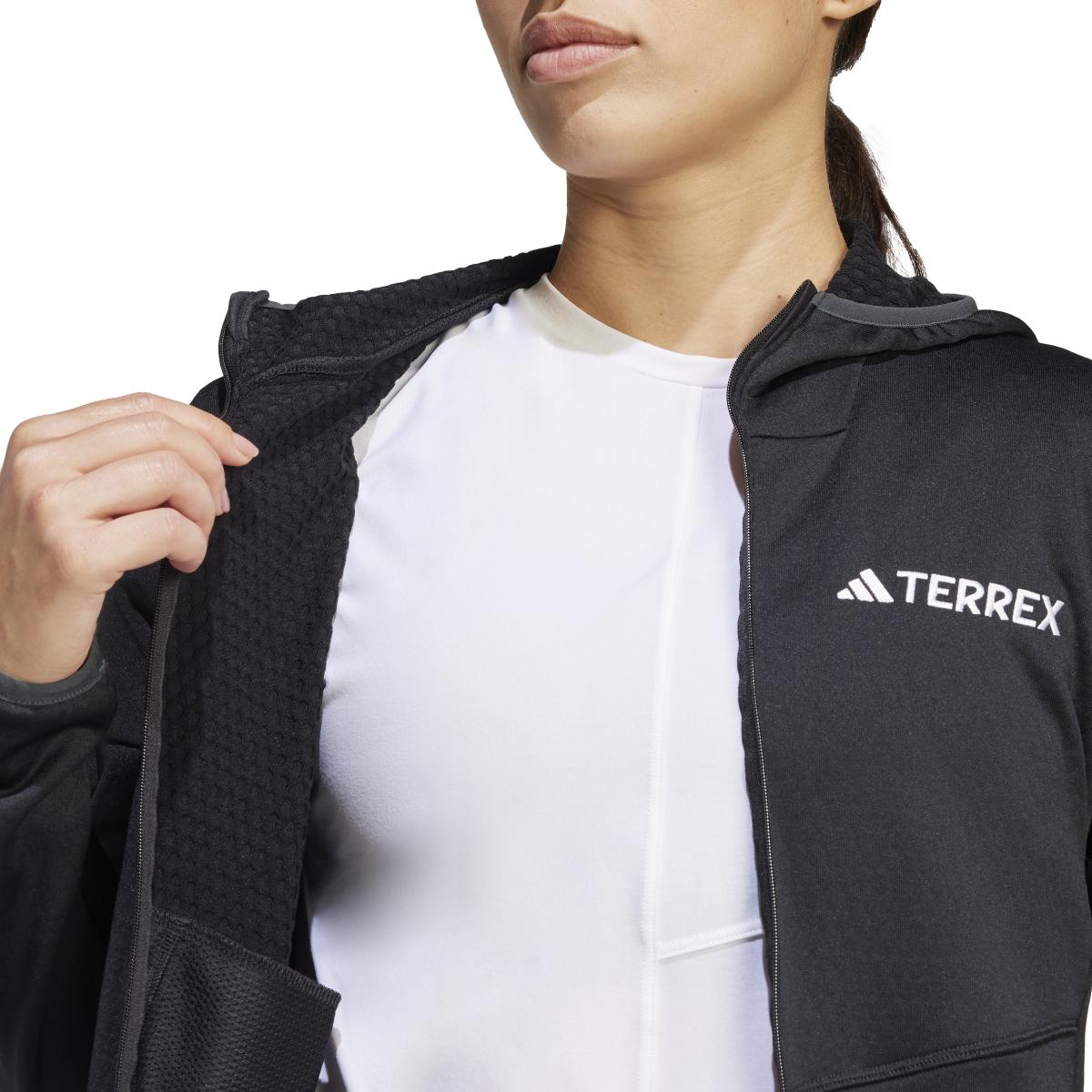 product/a/d/adidas_je1364_black_5.jpg
