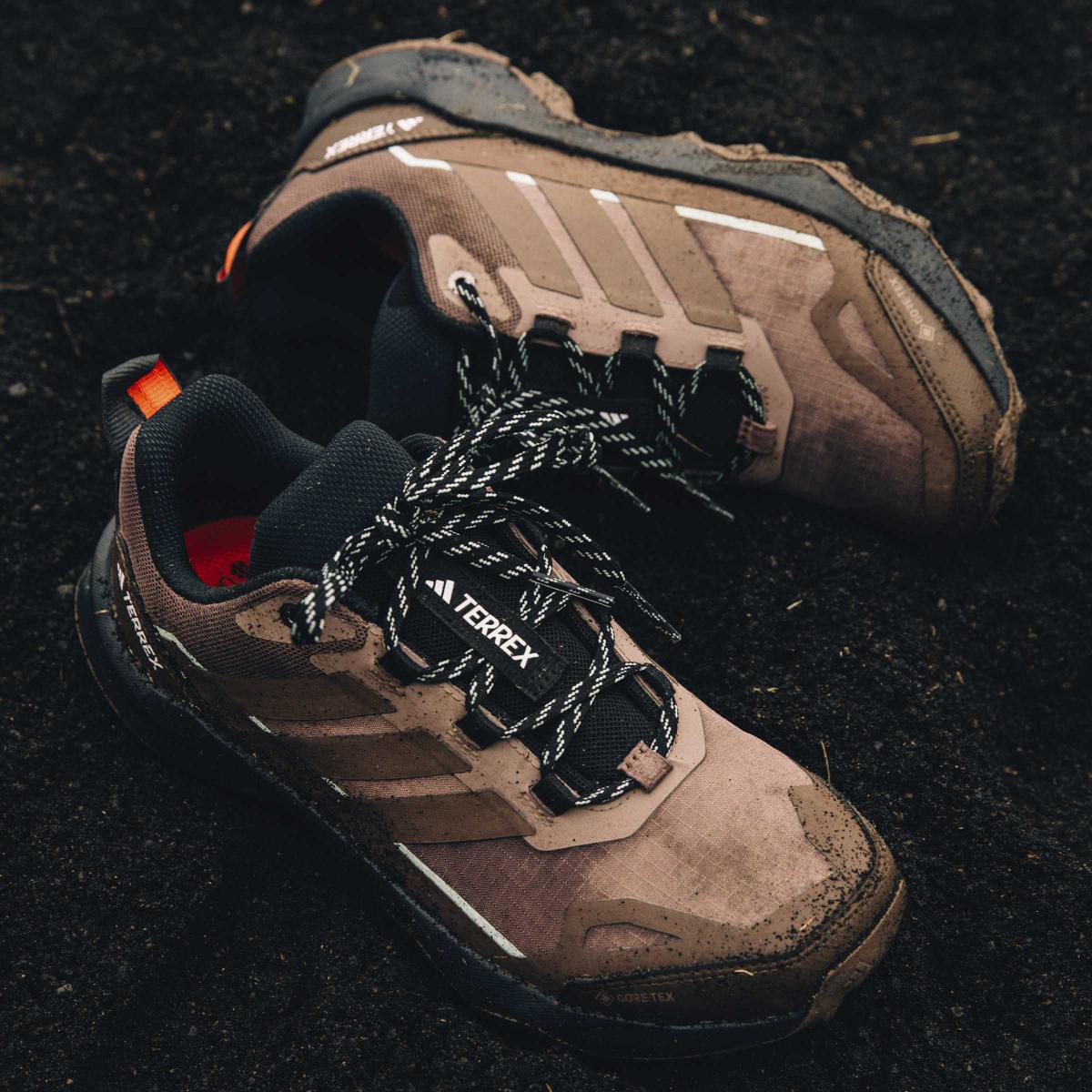 product/a/d/adidas_jh7806_17_footwear_photography_heromrktng_view_6-nw091625.jpg