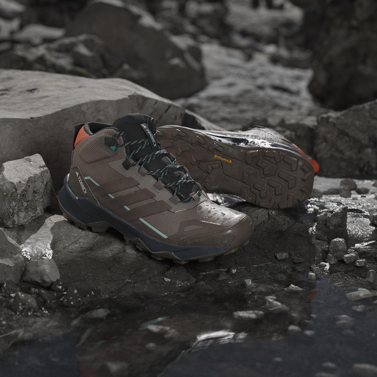 product/a/d/adidas_jh7808_21_footwear_photography_heromrktng_view_8-nw091625.jpg