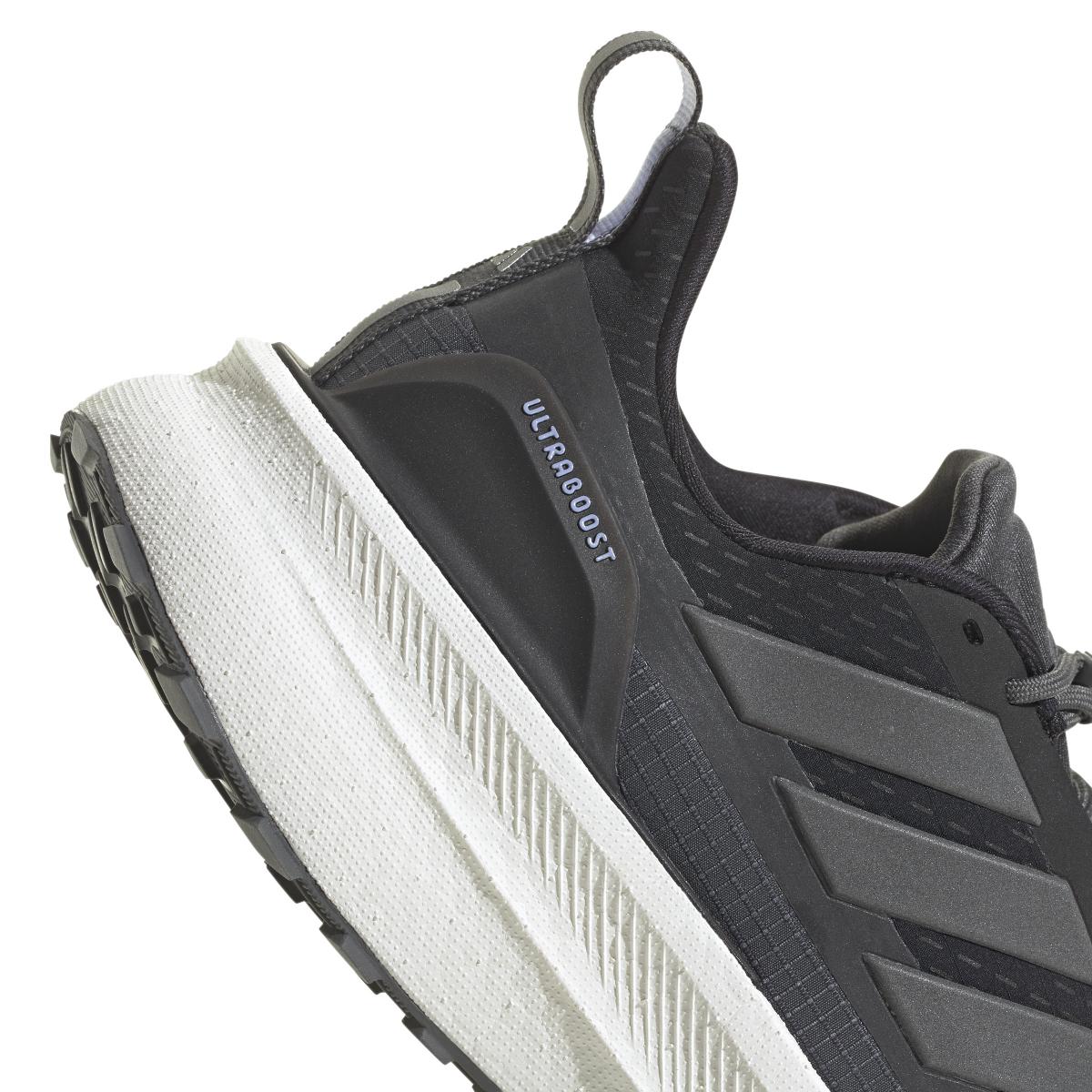 product/a/d/adidas_ji1390_9_footwear_photography_detail_view_2_white-nw091625.jpg
