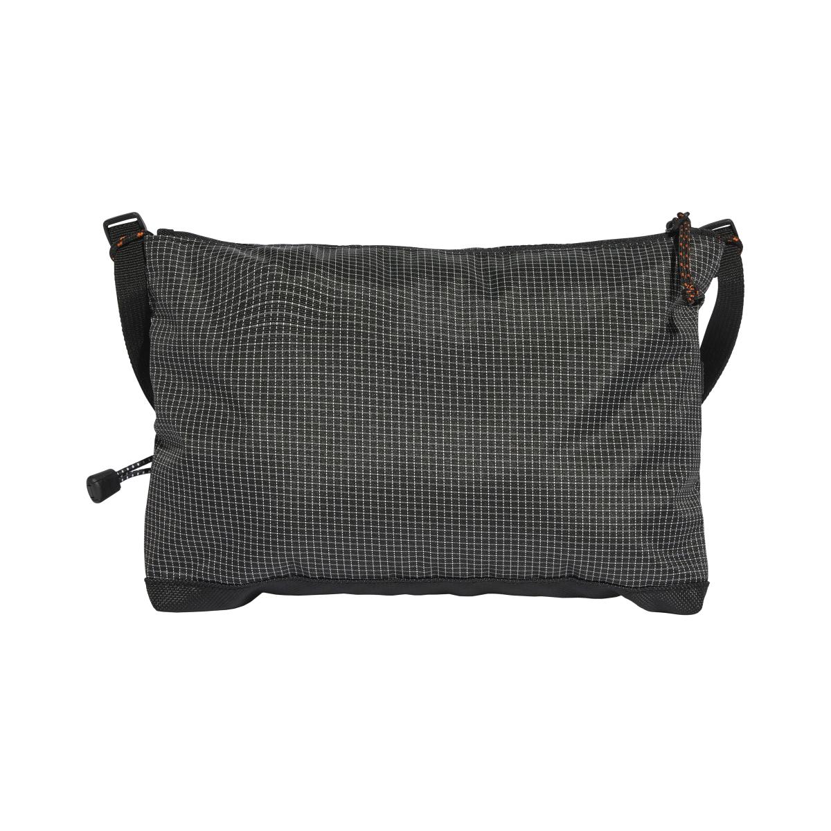 product/a/d/adidas_jj1481_black-white_3.jpg