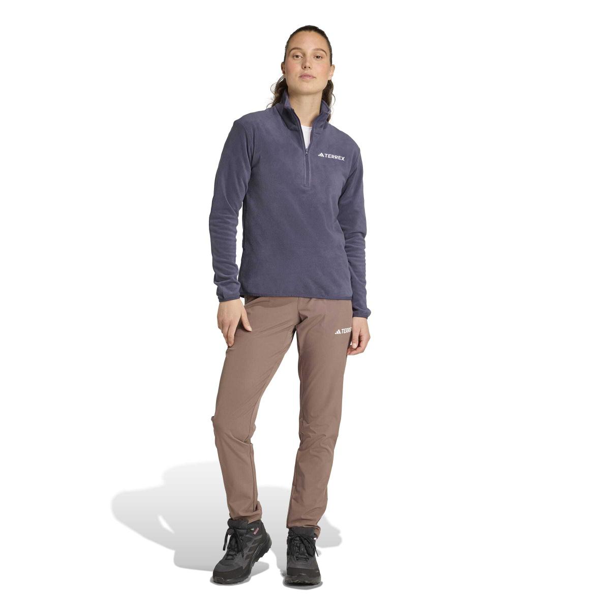 product/a/d/adidas_jm3121_5_apparel_on_model_standard_outfit_view_white.jpg