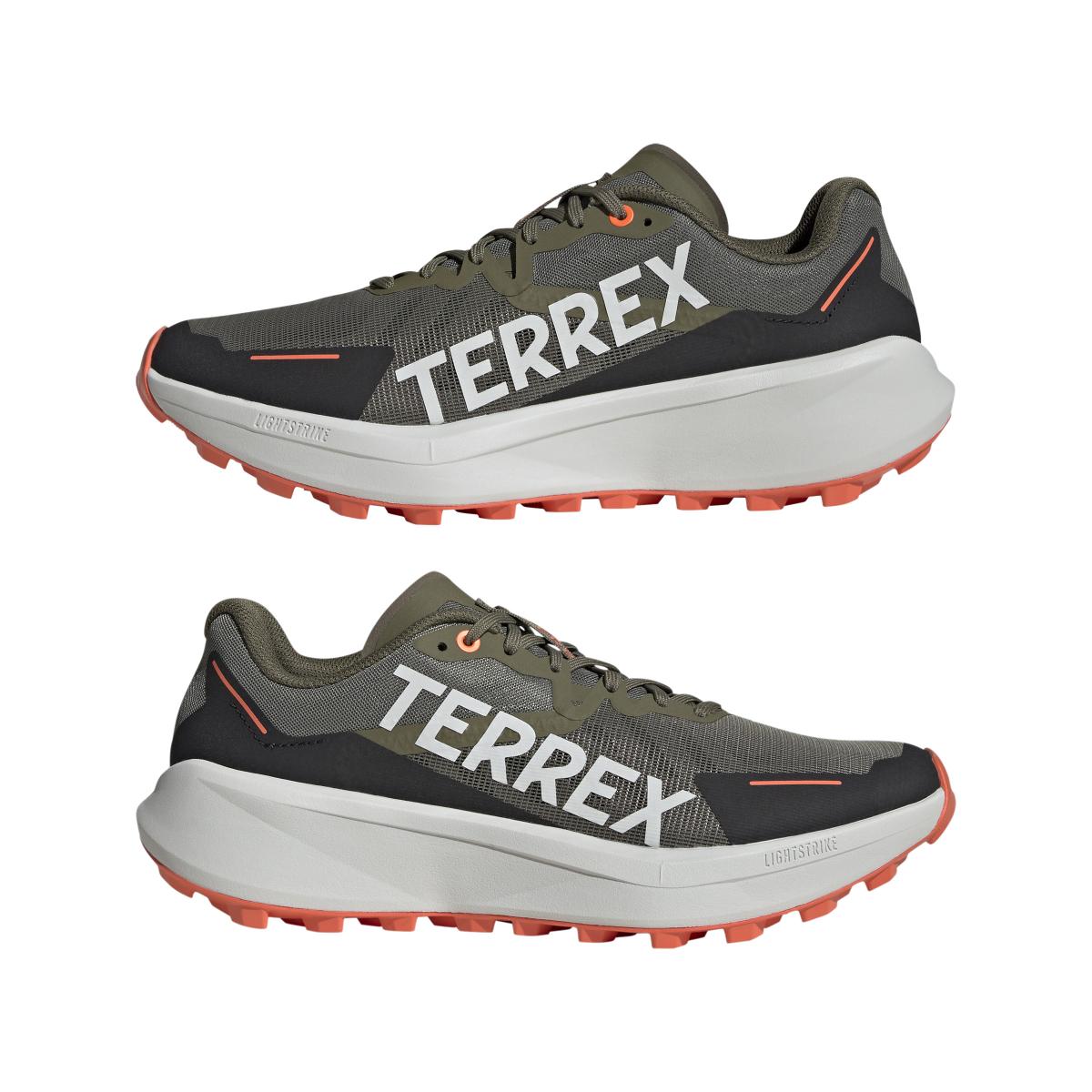 product/a/d/adidas_jp7254_10_footwear_photography_mirrored_pair_view_white.jpg