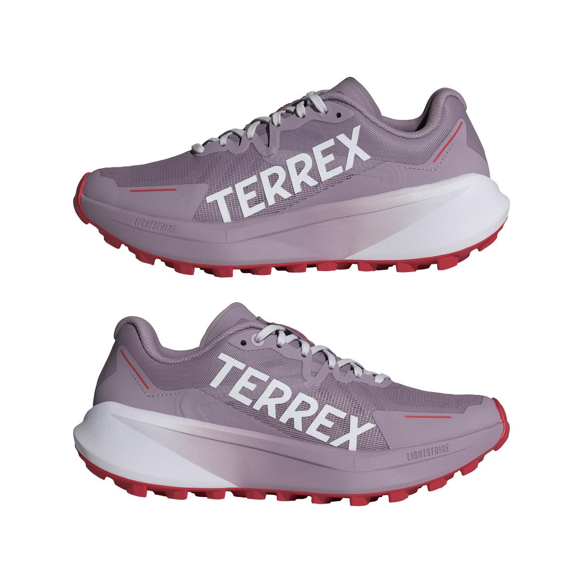 product/a/d/adidas_jp9799_10_footwear_photography_mirrored_pair_view_white.jpg