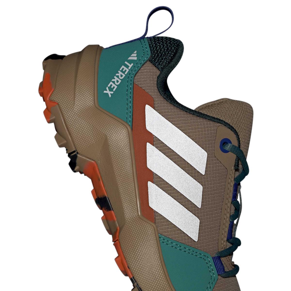 product/a/d/adidas_jq0632_13_footwear_photography_reflective_detail_white-nw091625.jpg