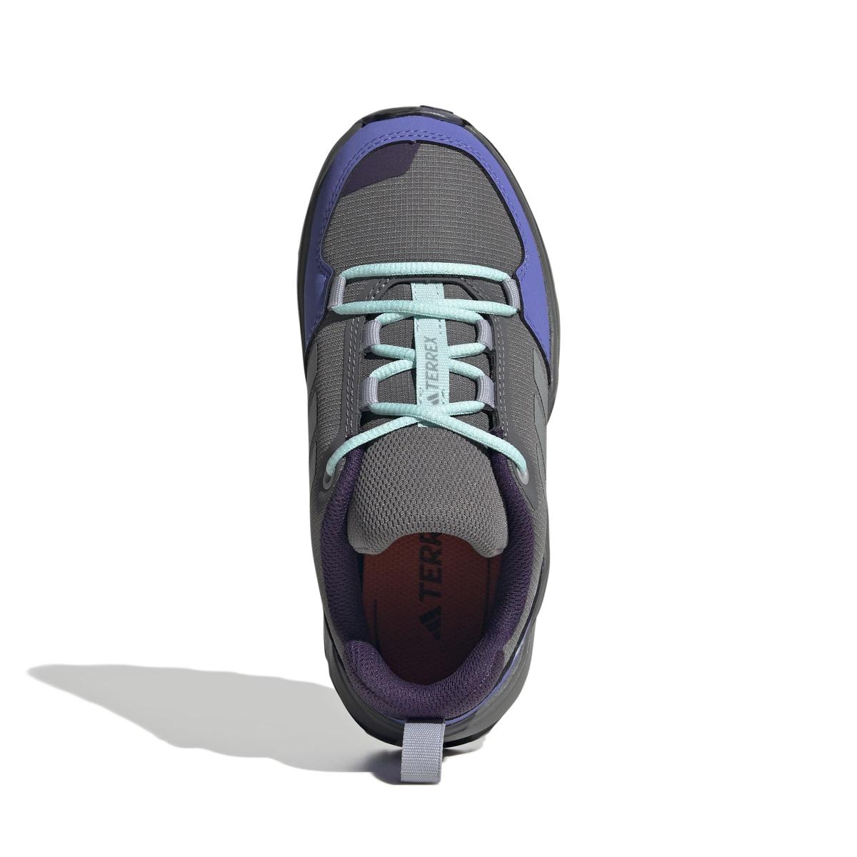 product/a/d/adidas_jq0633_3_footwear_photography_top_portrait_view_white-nw091625.jpg