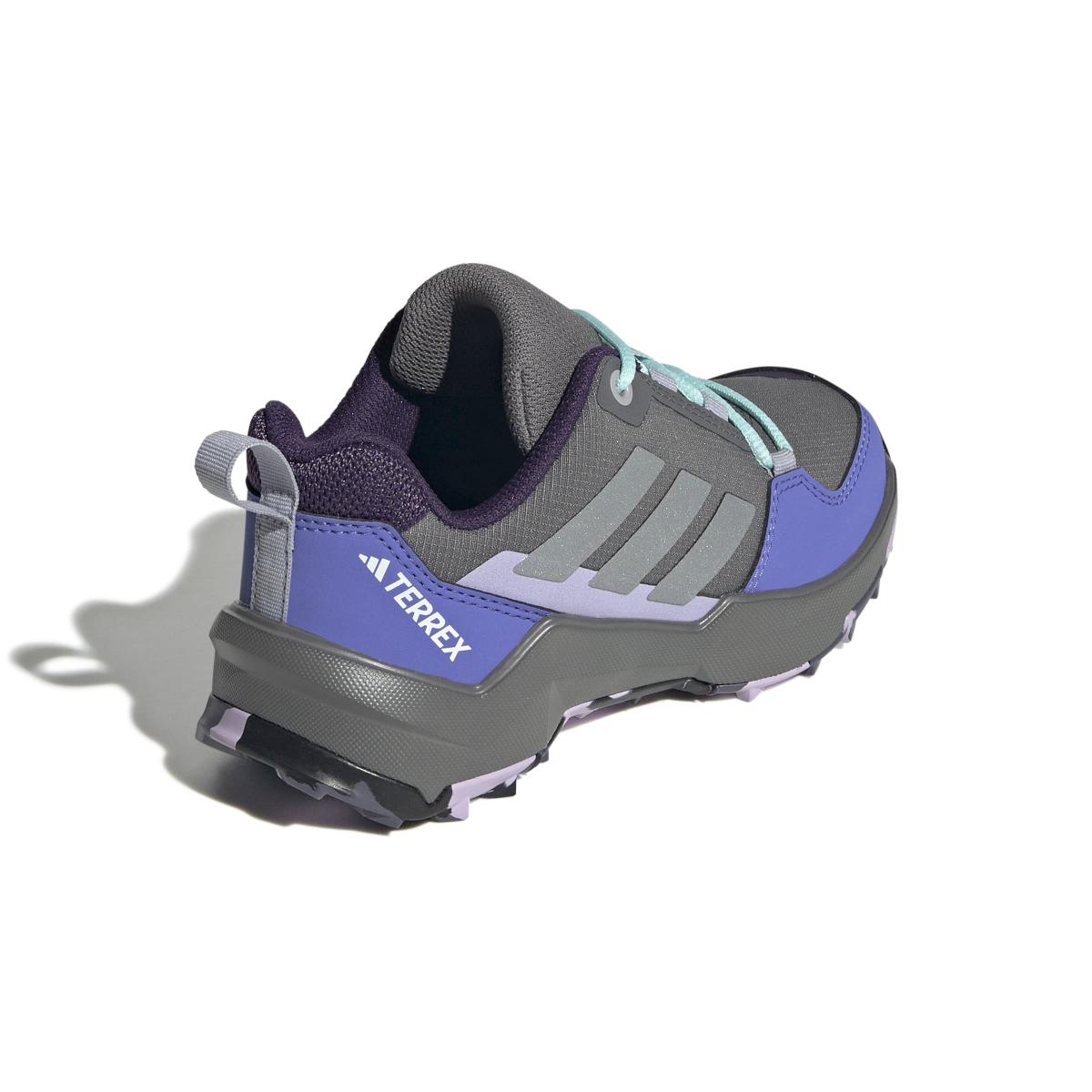 product/a/d/adidas_jq0633_7_footwear_photography_back_lateral_top_view_white-nw091625.jpg